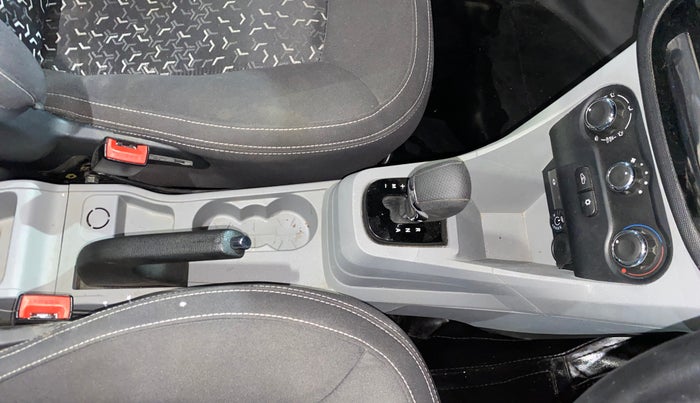 2023 Tata Tiago XTA PETROL, CNG, Automatic, 31,046 km, Gear Lever