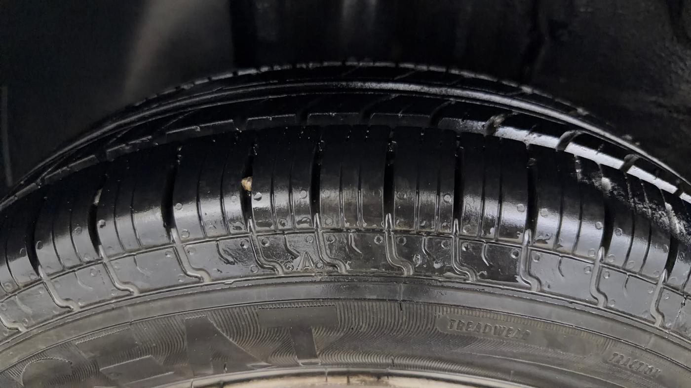 2021 Tata ALTROZ XE PETROL, Petrol, Manual, 67,546 km, Right Rear Tyre Tread