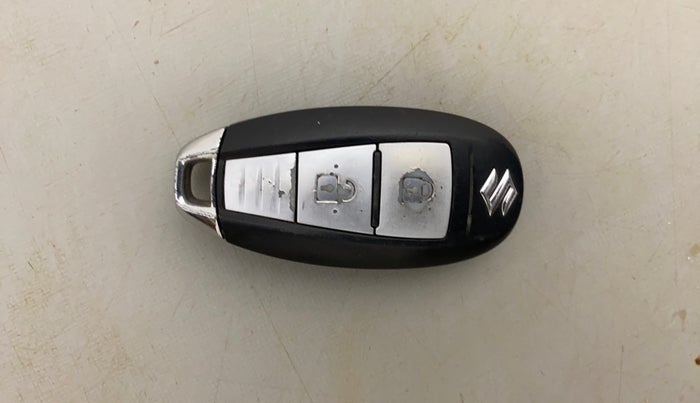 2017 Maruti Baleno ALPHA DIESEL 1.3, Diesel, Manual, 88,391 km, Key Close Up