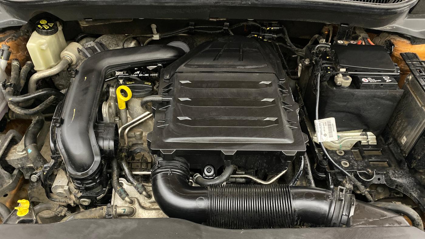 2022 Skoda KUSHAQ ACTIVE 1.0L TSI MT, Petrol, Manual, 22,097 km, Engine View