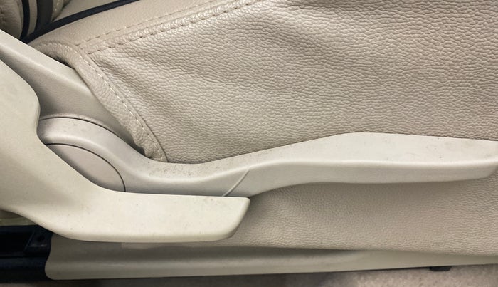 2022 Maruti Dzire ZXI AMT, Petrol, Automatic, 61,824 km, Driver Side Adjustment Panel