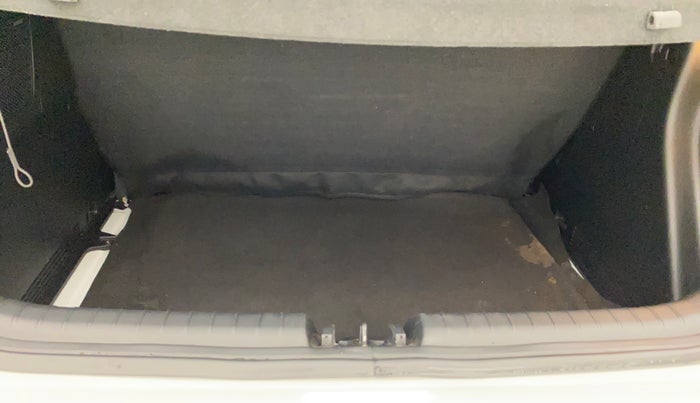 2022 Hyundai NEW I20 ASTA (O) 1.2 MT, Petrol, Manual, 12,419 km, Boot Inside