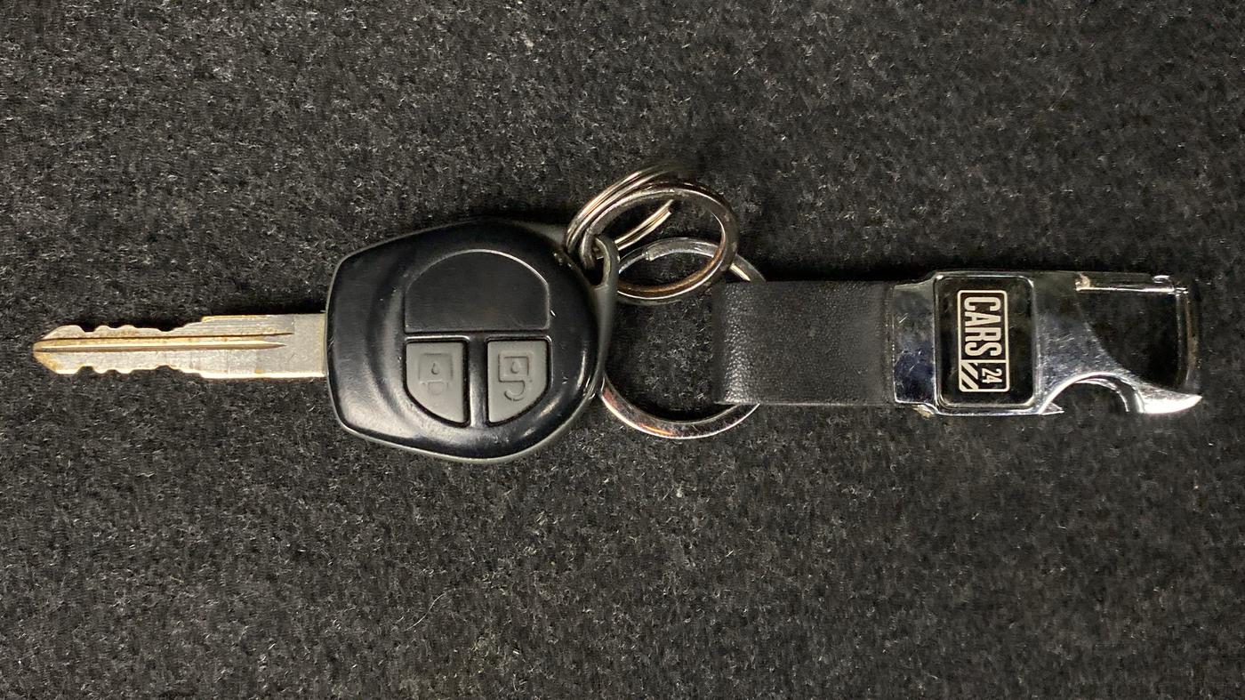 2012 Maruti Swift Dzire VXI, Petrol, Manual, 63,839 km, Key Close Up
