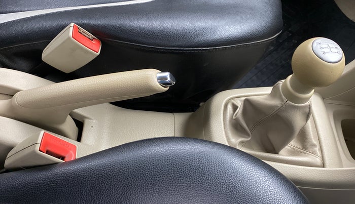 2012 Maruti Swift Dzire VXI, Petrol, Manual, 63,839 km, Gear Lever