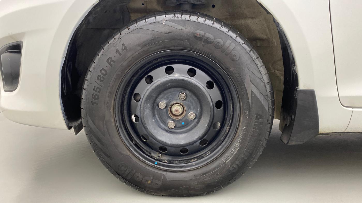 2012 Maruti Swift Dzire VXI, Petrol, Manual, 63,839 km, Left Front Wheel