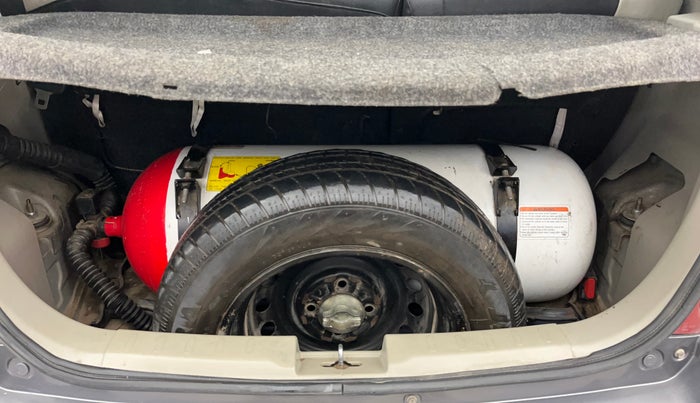 2016 Maruti Celerio VXI CNG, CNG, Manual, 92,073 km, Boot Inside