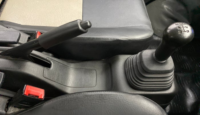 2017 Maruti Eeco 5 STR WITH AC PLUSHTR, Petrol, Manual, 40,957 km, Gear Lever