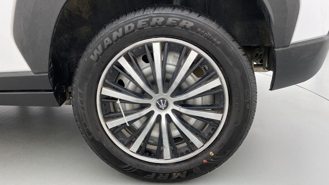 2021 Nissan MAGNITE XE, Petrol, Manual, 4,817 km, Left Rear Wheel