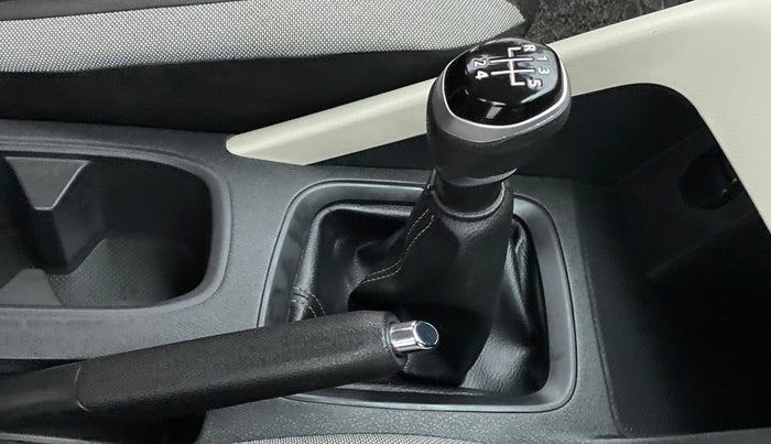 2021 Nissan MAGNITE XE, Petrol, Manual, 4,817 km, Gear Lever