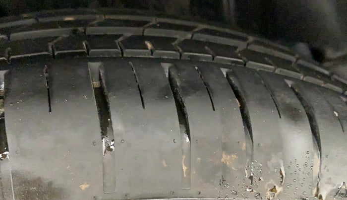 2022 Maruti Baleno SIGMA PETROL 1.2, Petrol, Manual, 4,296 km, Right Rear Tyre Tread
