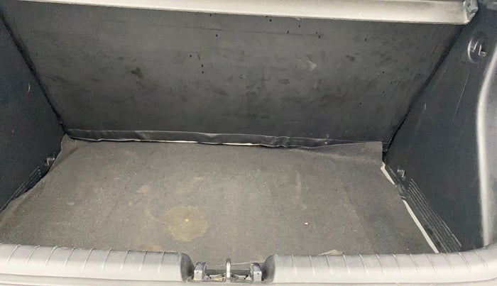 2021 Hyundai NEW I20 SPORTZ 1.2 AT, Petrol, Automatic, 34,660 km, Boot Inside