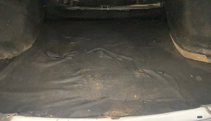 2016 Toyota Etios G, Petrol, Manual, 1,45,498 km, Boot Inside