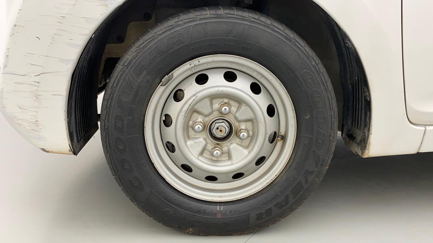 2012 Hyundai Eon D-LITE, Petrol, Manual, 33,961 km, Left Front Wheel