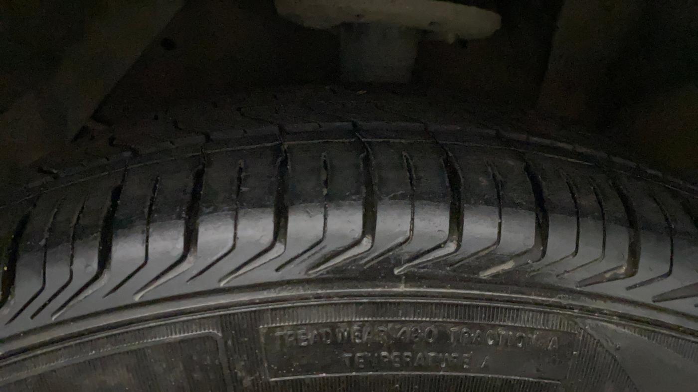 2016 Maruti S Cross ZETA 1.3, Diesel, Manual, 75,177 km, Left Front Tyre Tread