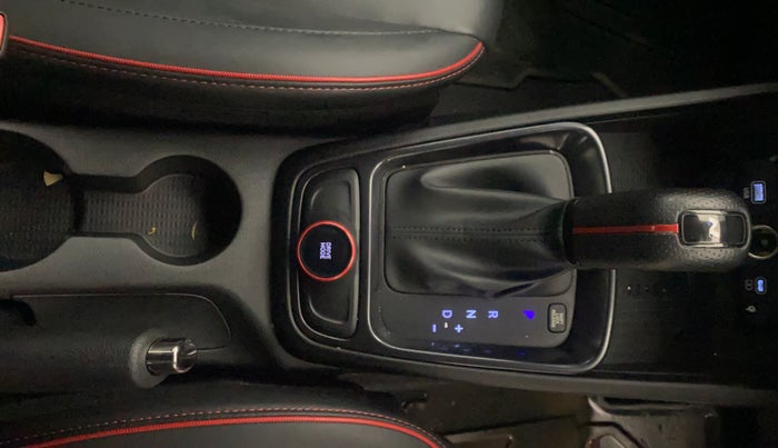 2024 Hyundai VENUE N LINE N6 1.0 TURBO DCT, Petrol, Automatic, 32,039 km, Gear Lever