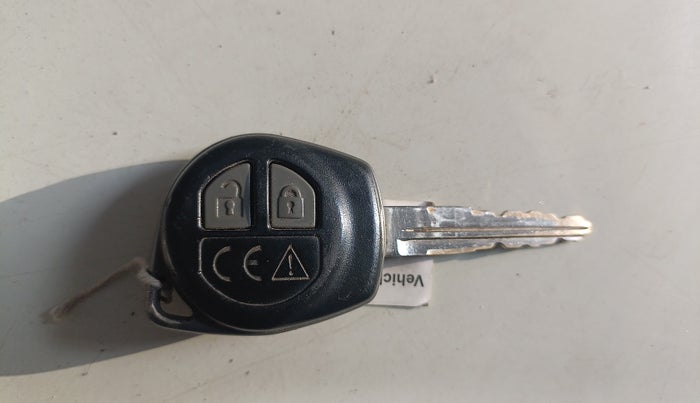 2023 Maruti BREZZA LXI SMART HYBRID, CNG, Manual, 80,327 km, Key Close Up