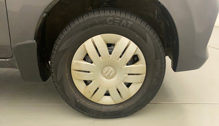 2016 Maruti Alto 800 VXI, Petrol, Manual, 16,124 km, Right Front Wheel