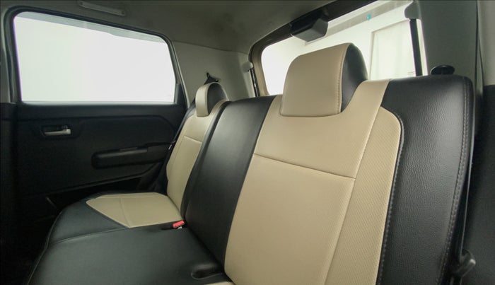 2019 Maruti New Wagon-R VXI (O) 1.0, Petrol, Manual, 31,216 km, Right Side Rear Door Cabin