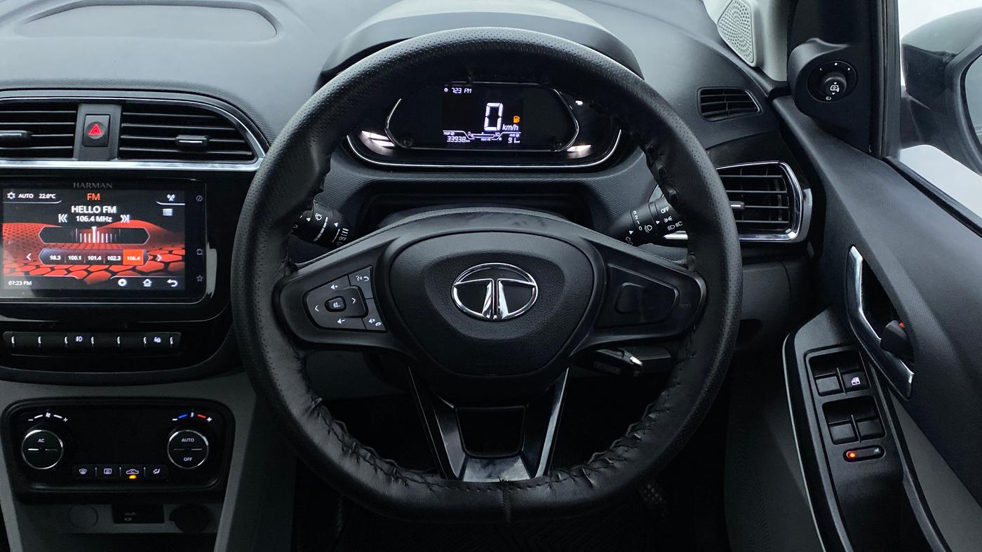 2021 Tata Tiago XZ+ 1.2 Revotron, Petrol, Manual, 11,227 km, Steering Wheel Close Up