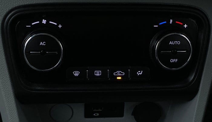 2021 Tata Tiago XZ+ 1.2 Revotron, Petrol, Manual, 11,227 km, Automatic Climate Control