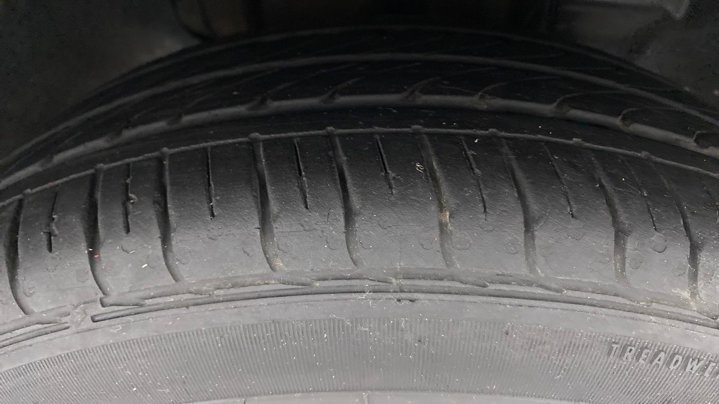 2021 Tata Tiago XZ+ 1.2 Revotron, Petrol, Manual, 11,227 km, Right Front Tyre Tread