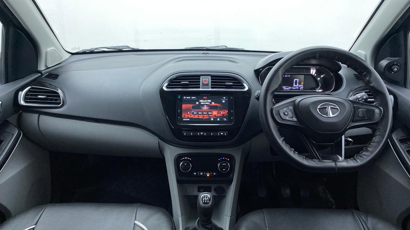 2021 Tata Tiago XZ+ 1.2 Revotron, Petrol, Manual, 11,227 km, Dashboard