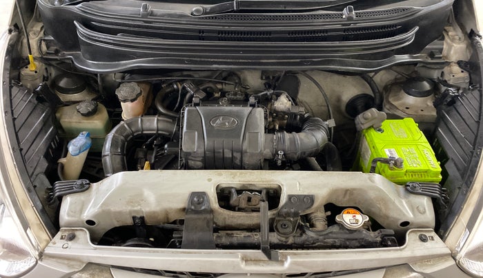 2017 Hyundai Eon ERA +, Petrol, Manual, 27,194 km, Engine View