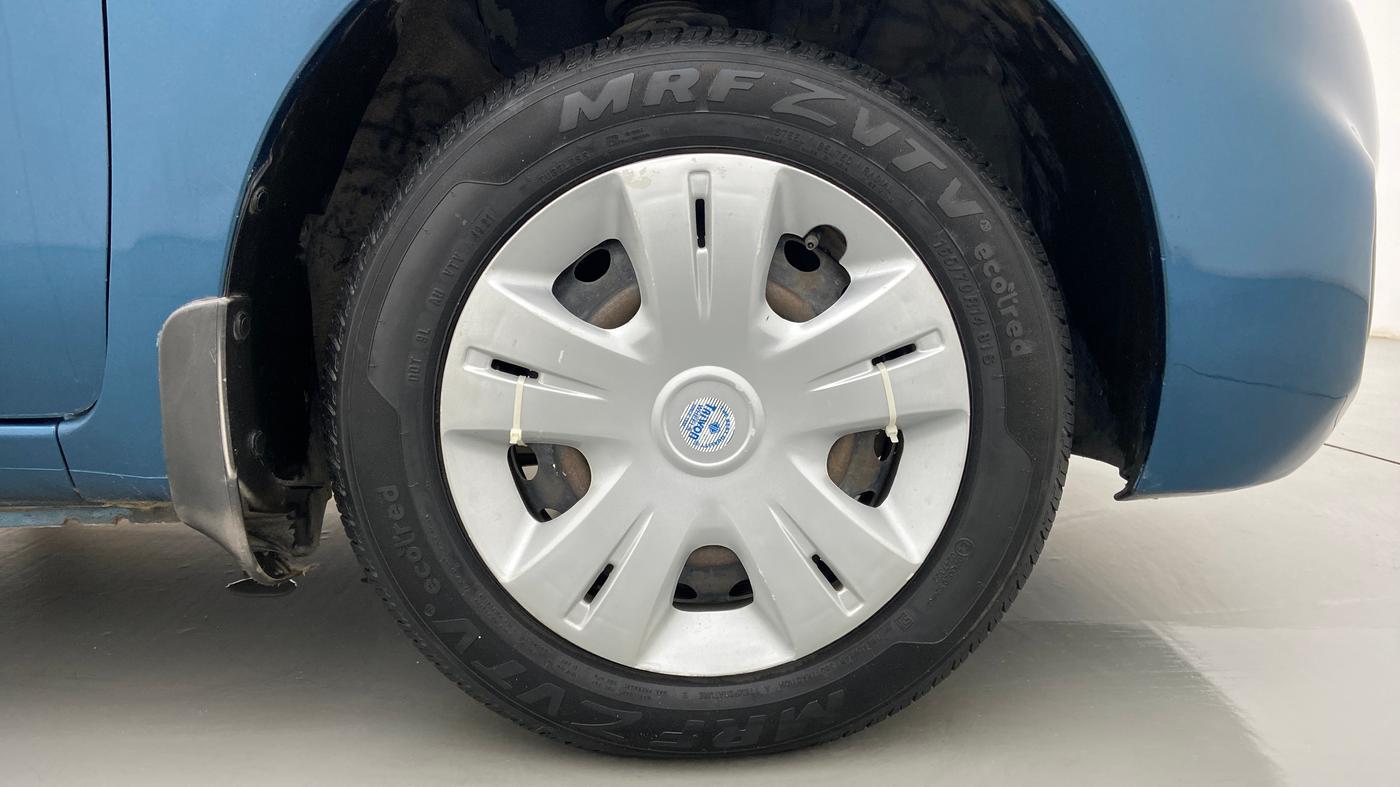 2018 Nissan Micra XL (O) CVT, Petrol, Automatic, 1,03,845 km, Right Front Wheel