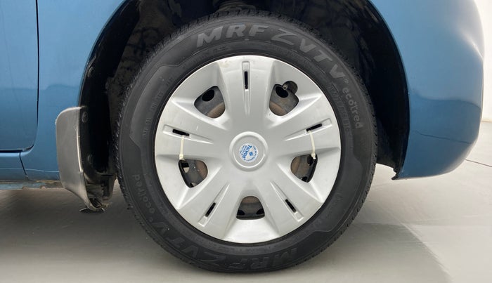 2018 Nissan Micra XL (O) CVT, Petrol, Automatic, 1,03,845 km, Right Front Wheel