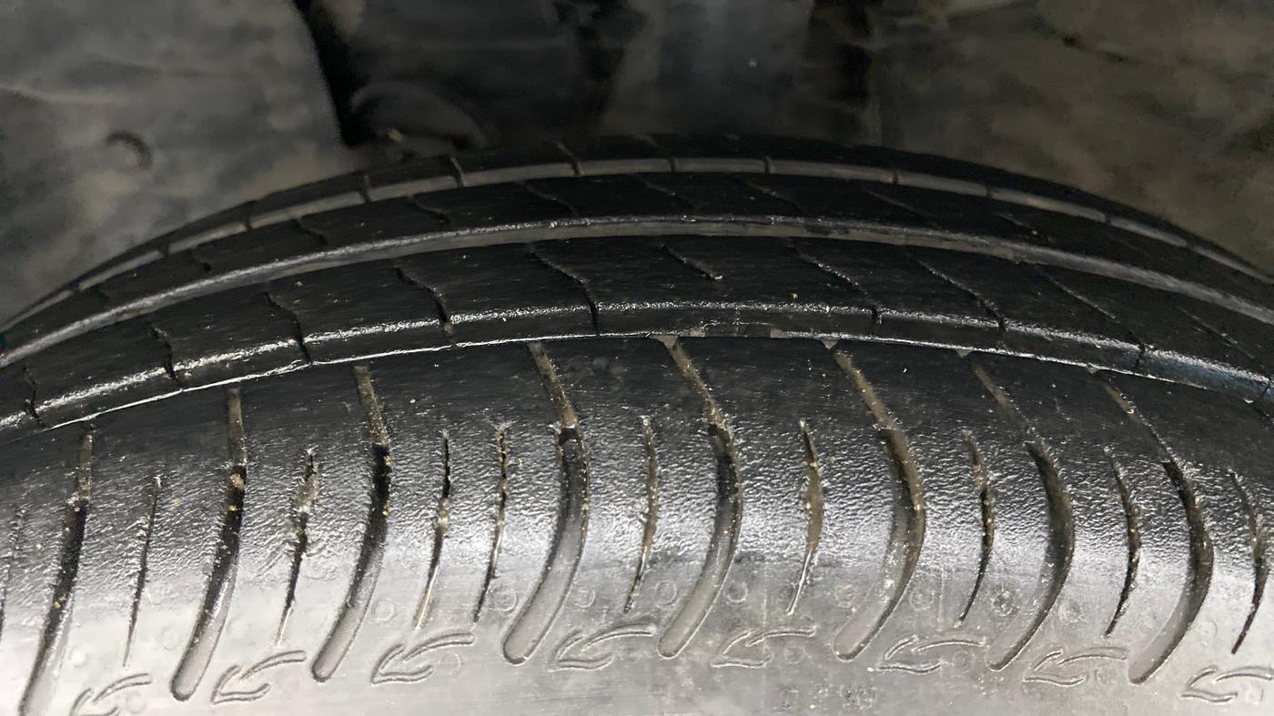 2018 Nissan Micra XL (O) CVT, Petrol, Automatic, 1,03,845 km, Left Front Tyre Tread