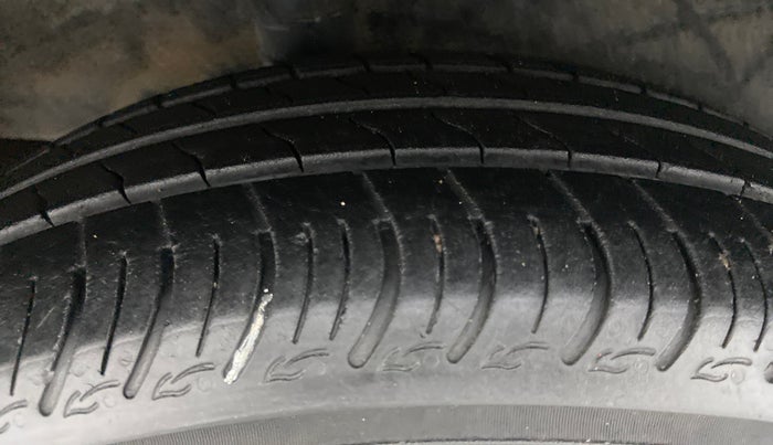 2018 Nissan Micra XL (O) CVT, Petrol, Automatic, 1,03,845 km, Right Rear Tyre Tread