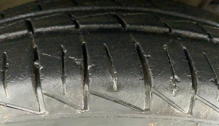 2020 Maruti Alto VXI, Petrol, Manual, 25,190 km, Right Rear Tyre Tread