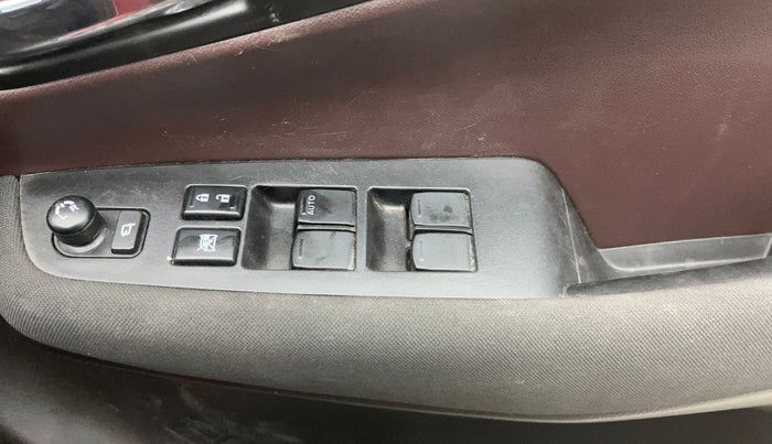 2023 Maruti Grand Vitara DELTA SMART HYBRID, Petrol, Manual, 47,451 km, Driver Side Door Panels Control