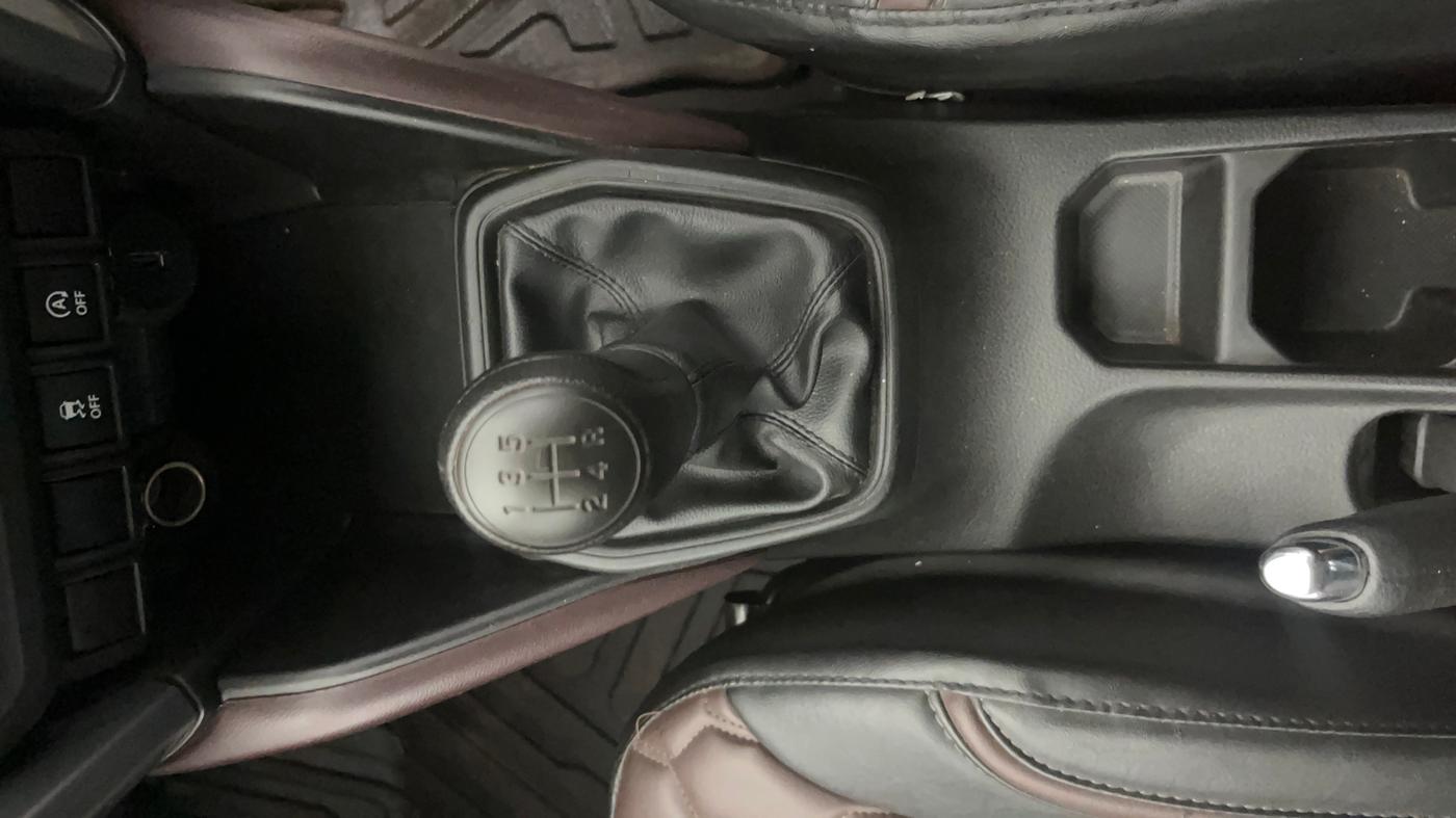 2023 Maruti Grand Vitara DELTA SMART HYBRID, Petrol, Manual, 47,451 km, Gear Lever