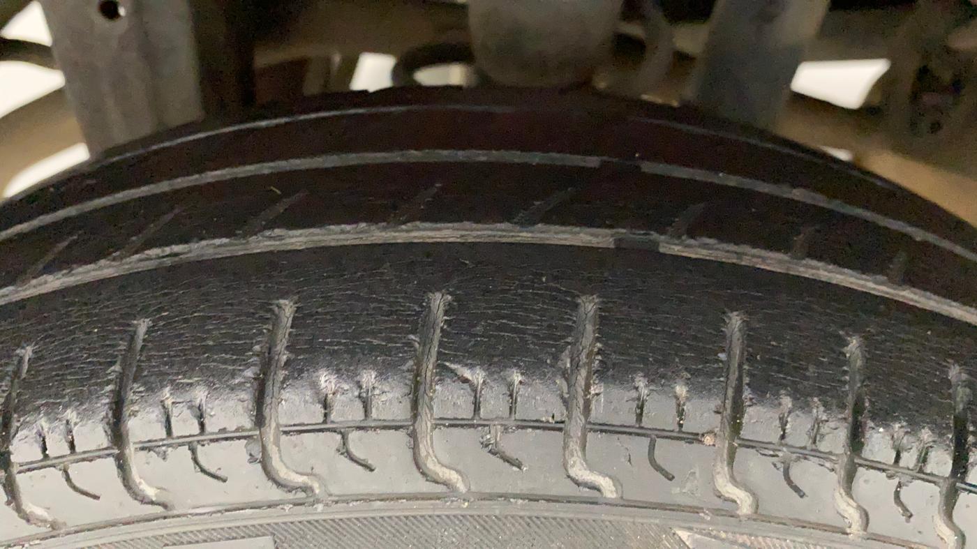 2013 Maruti Alto 800 VXI, Petrol, Manual, 43,437 km, Right Rear Tyre Tread