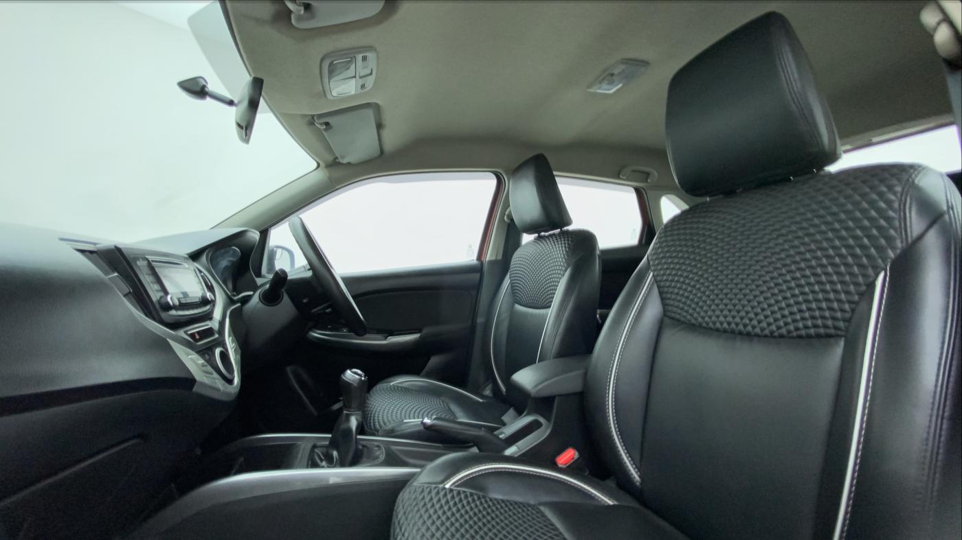 2018 Maruti Baleno DELTA PETROL 1.2, Petrol, Manual, 42,368 km, Right Side Front Door Cabin