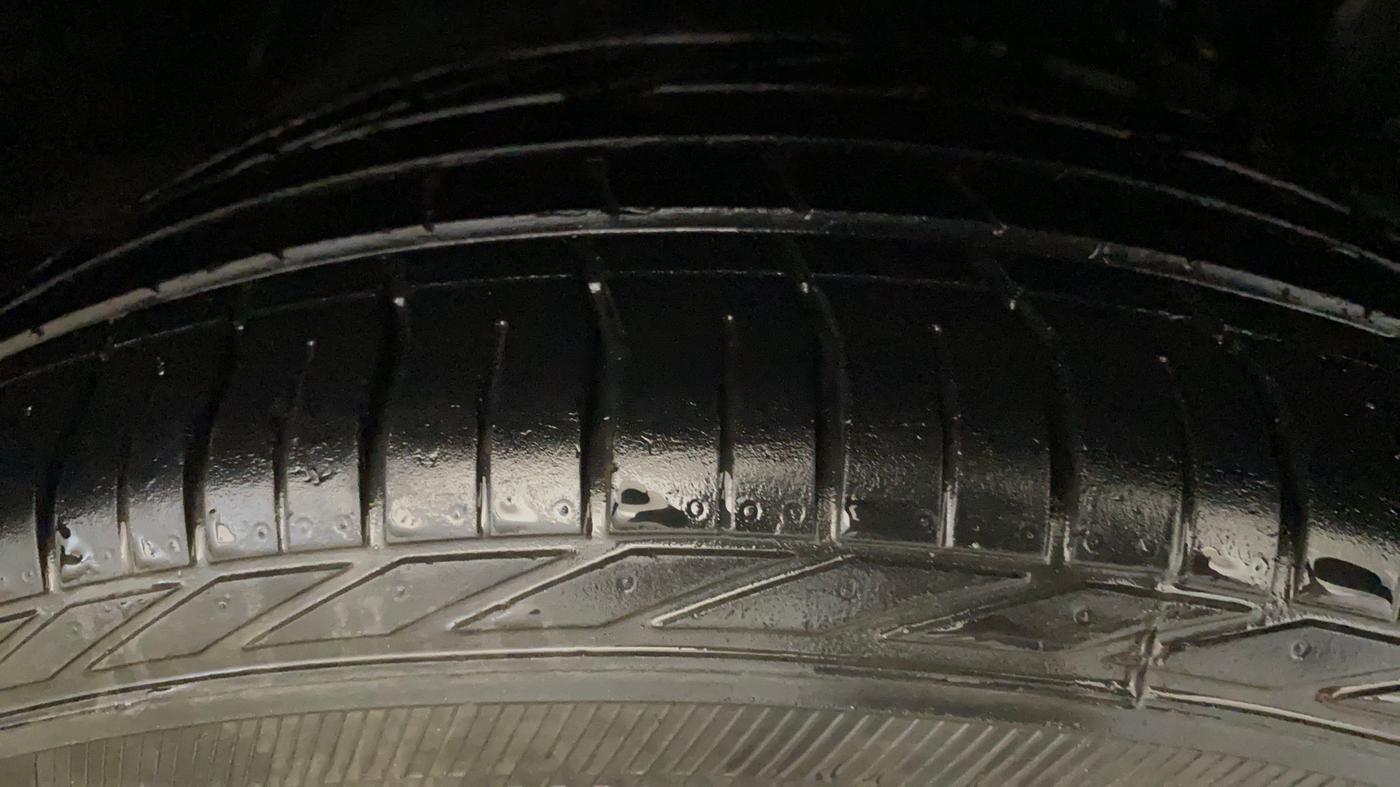 2019 Tata NEXON XMA PETROL, Petrol, Automatic, 46,037 km, Right Front Tyre Tread