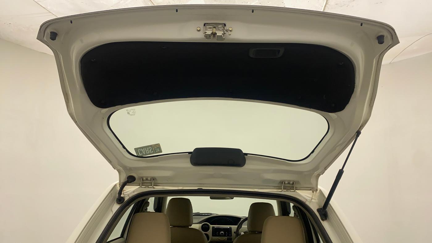 2013 Toyota Etios Liva G, Petrol, Manual, 30,154 km, Boot Door Open