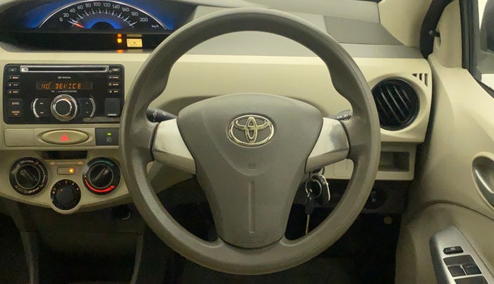 2013 Toyota Etios Liva G, Petrol, Manual, 30,154 km, Steering Wheel Close Up