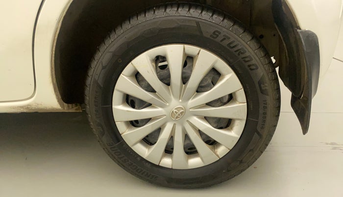 2013 Toyota Etios Liva G, Petrol, Manual, 30,154 km, Left Rear Wheel