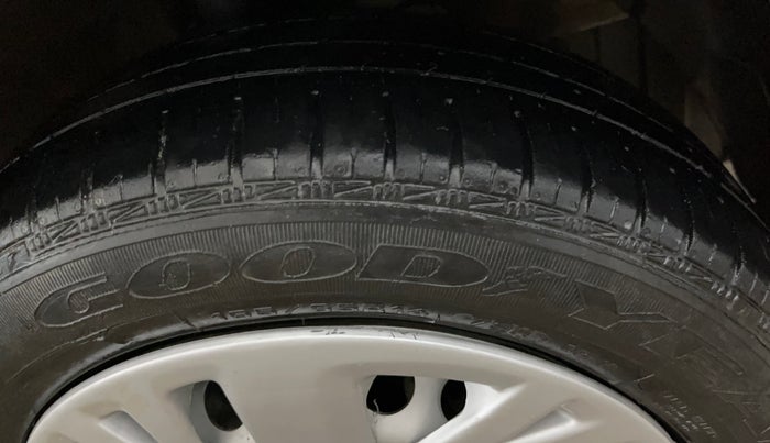 2022 Hyundai XCENT PRIME 	T+ CNG, CNG, Manual, 71,918 km, Right Front Tyre Tread