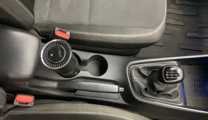 2022 Hyundai NEW I20 ASTA (O) 1.5 CRDI MT, Diesel, Manual, 91,918 km, Gear Lever