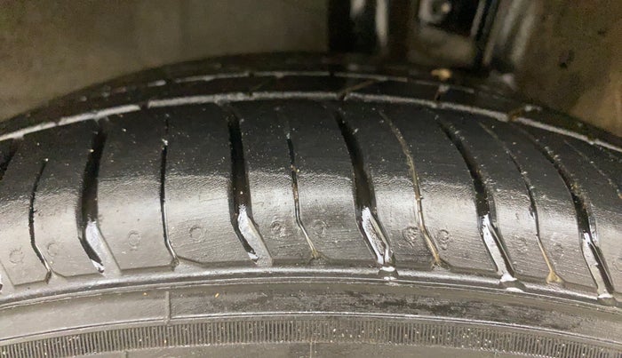 2022 Hyundai NEW I20 ASTA (O) 1.5 CRDI MT, Diesel, Manual, 91,918 km, Left Rear Tyre Tread