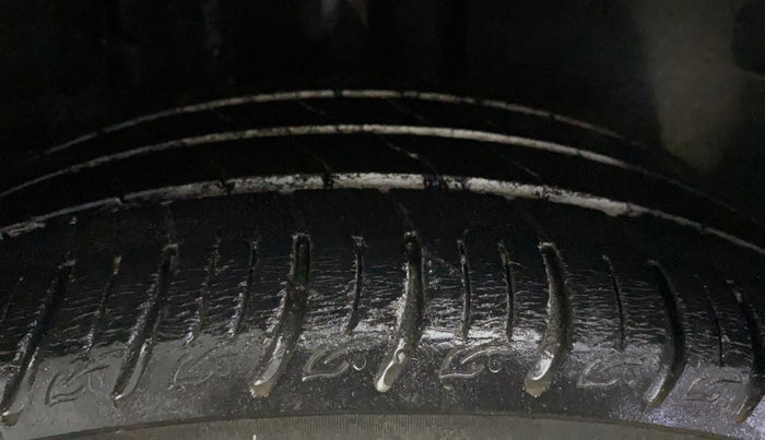 2020 Tata ALTROZ XZ PETROL, Petrol, Manual, 33,860 km, Left Rear Tyre Tread