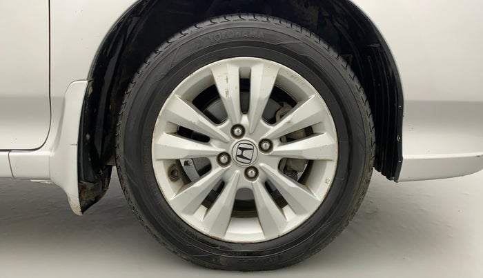 2012 Honda City 1.5L I-VTEC V AT, Petrol, Automatic, 1,07,895 km, Right Front Wheel