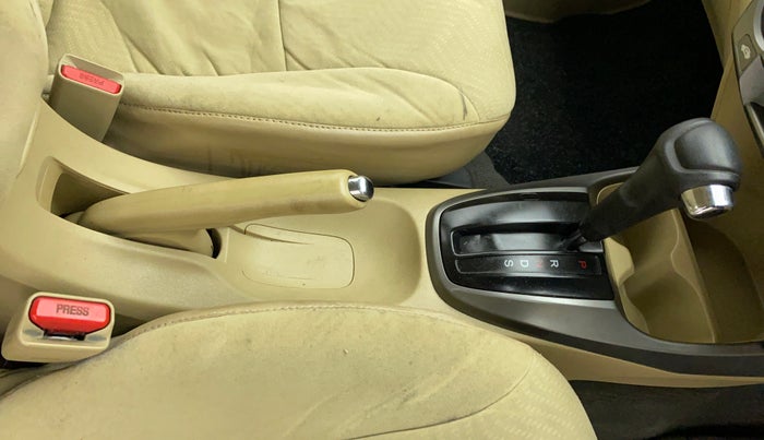 2012 Honda City 1.5L I-VTEC V AT, Petrol, Automatic, 1,07,895 km, Gear Lever