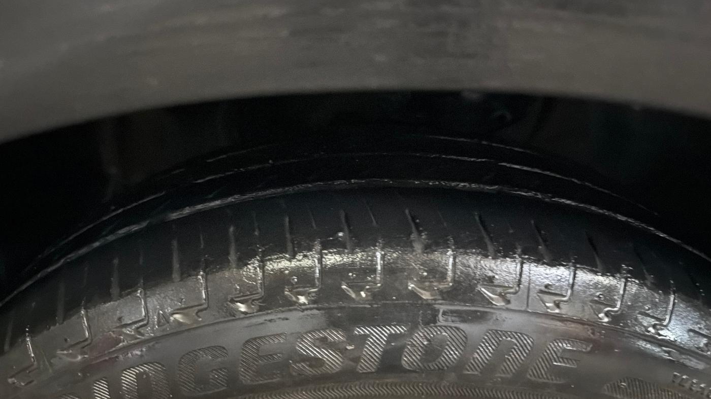 2018 Maruti IGNIS ZETA 1.2 AMT, Petrol, Automatic, 94,094 km, Left Front Tyre Tread