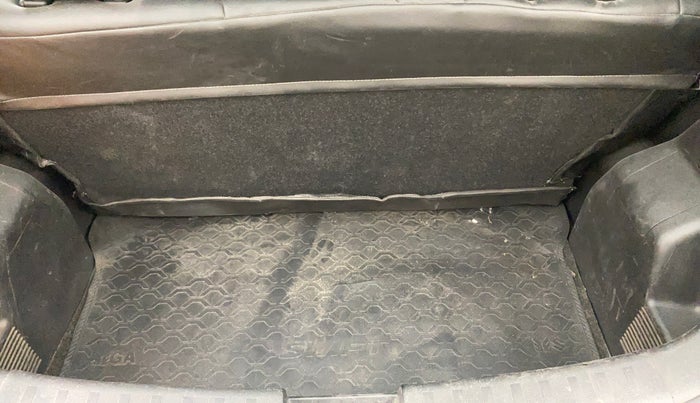 2014 Maruti Swift ZXI, Petrol, Manual, 55,967 km, Boot Inside