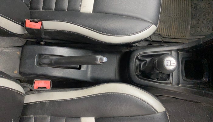 2014 Maruti Swift ZXI, Petrol, Manual, 55,967 km, Gear Lever