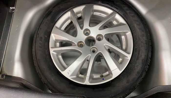 2014 Maruti Swift ZXI, Petrol, Manual, 55,967 km, Spare Tyre